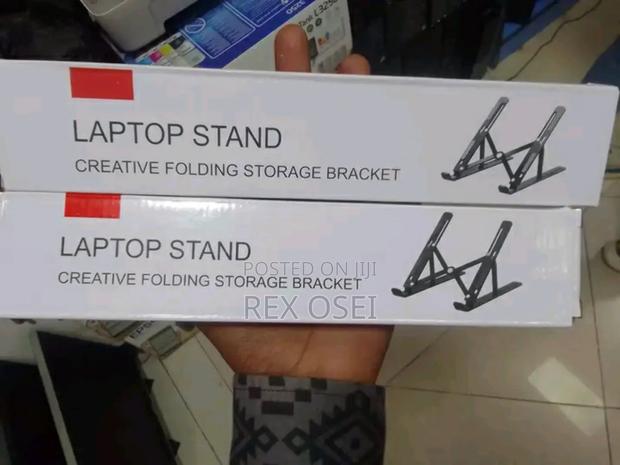 Aluminium Laptop Stand · Photo 4