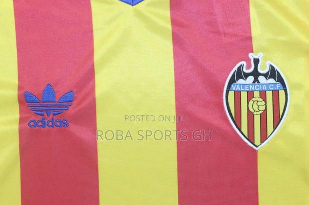 1980-81 Valencia Fc Retro Away Jersey · Photo 2