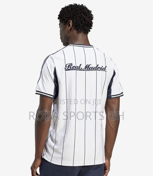 Real Madrid Baseball Jersey · Photo 3