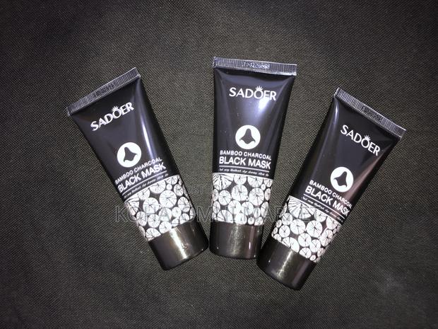Black Peel Off Mask · Photo 3