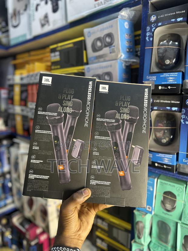 Wireless Jbl Microphone · Photo 2