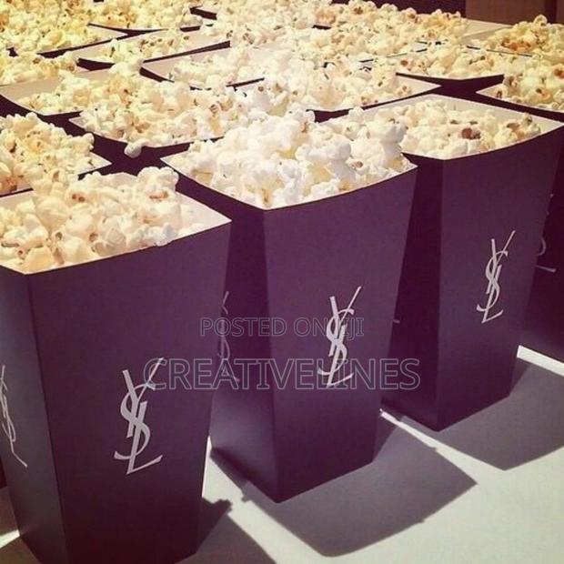 One Color Popcorn Boxes · Photo 1