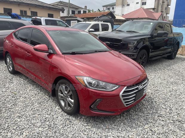 Hyundai Elantra ECO Sedan FWD (1.4L 4cyl 7A) 2017 Red · Photo 3
