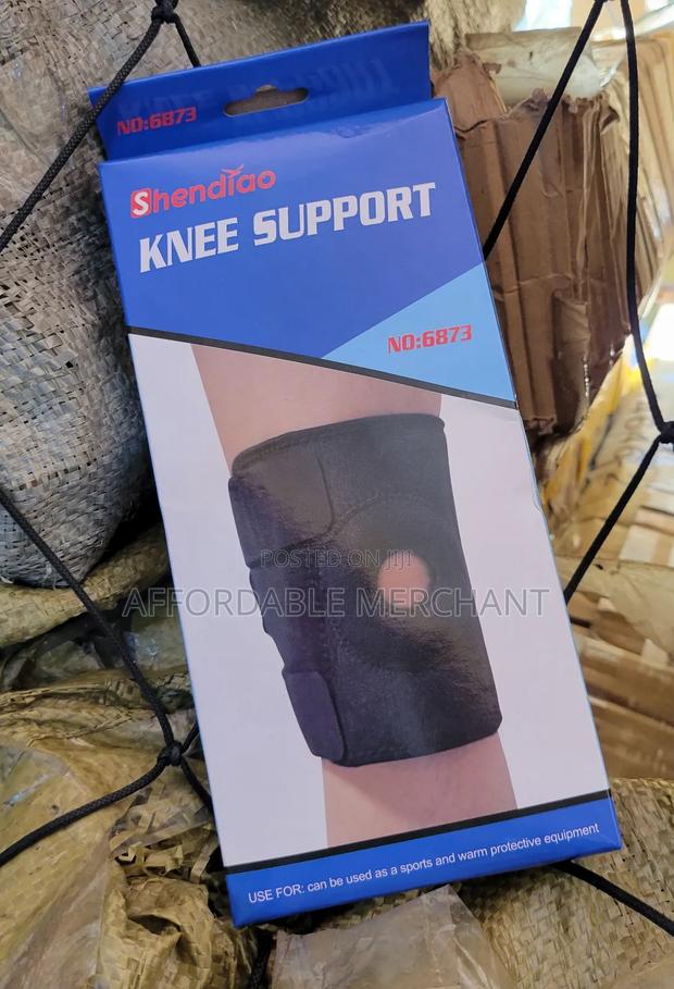 Knee Brace Wrap · Photo 1