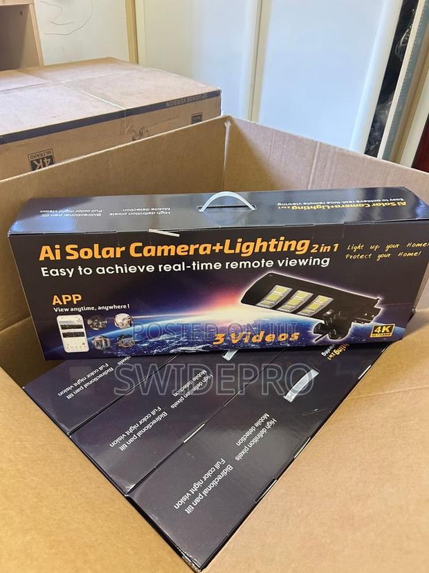 Ai 4g Solar Camera + Lighting System · Photo 2