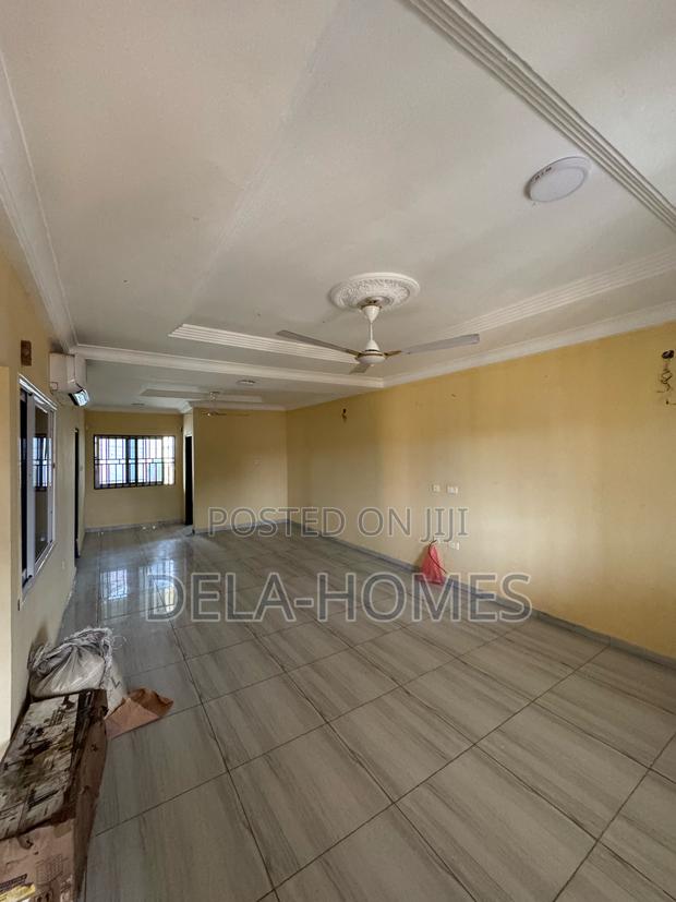 Three Bedroom Apartment for Rent · Photo 3