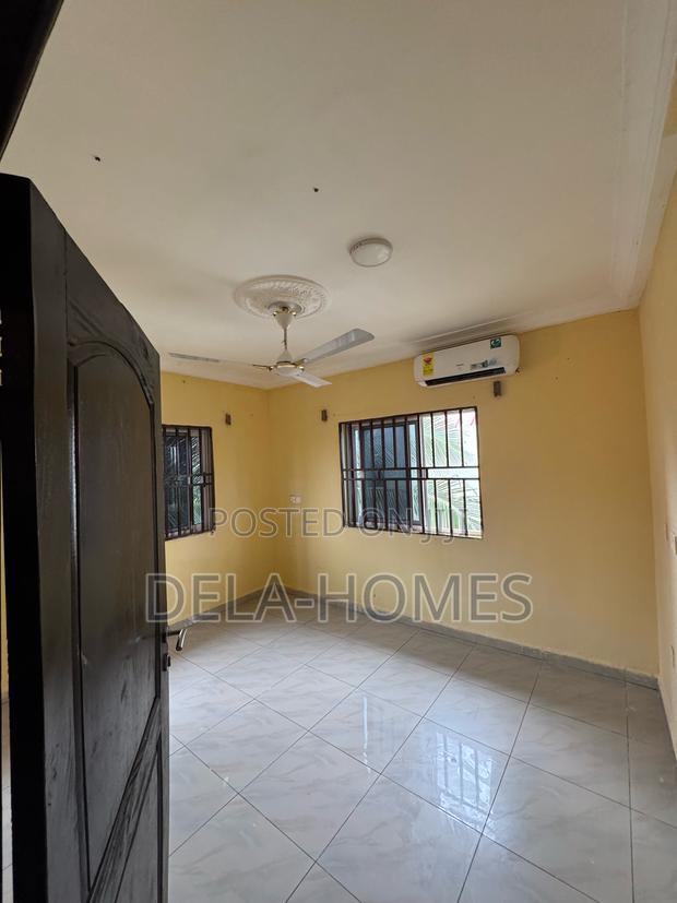 Three Bedroom Apartment for Rent · Photo 4