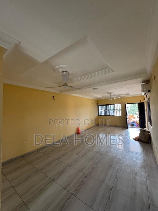 Three Bedroom Apartment for Rent · Photo 2