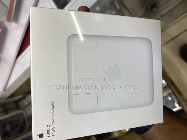 Magsafe 3 Macbook Charger Type C 140w Original · Photo 1