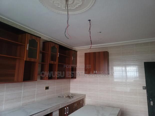 8bdrm House in Kantinkyiren, Kumasi Metropolitan for sale · Photo 6
