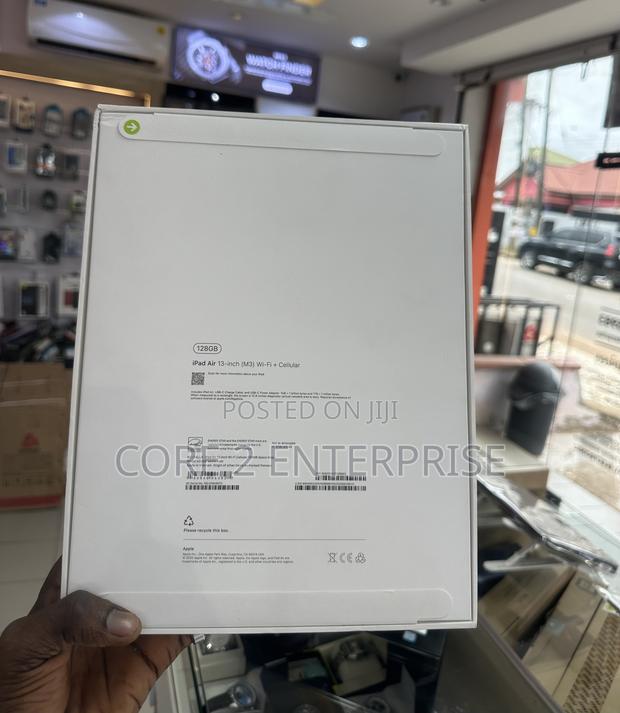 New Apple iPad Air 13 (2024) 128 GB Gray · Photo 2