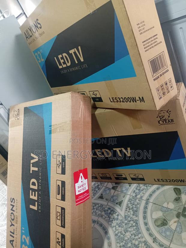 Engrossed Ailyons 32inches Tv Les3200w-M Smart Life · Photo 2
