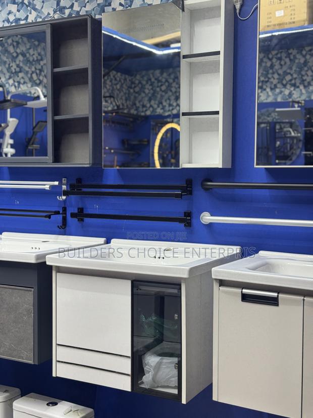 Cabinet Basin 60cm With Cabinet Mirror · Photo 3