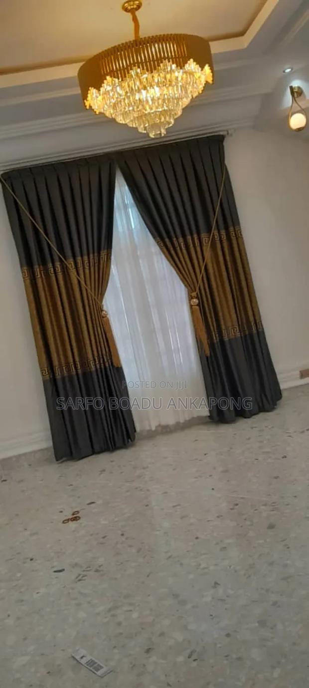 Sarfo Quality Home Curtains and Decorations · Photo 6
