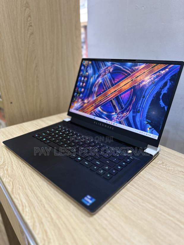 Laptop Dell Alienware 15 16GB Intel Core I7 SSD 1T · Photo 3