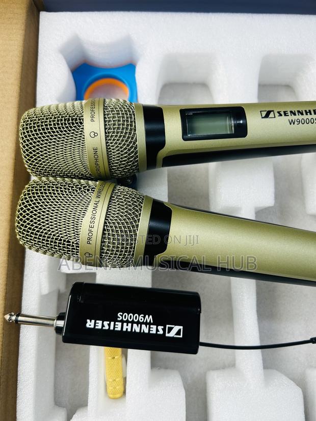 Sennheiser Wireless Microphone · Photo 3