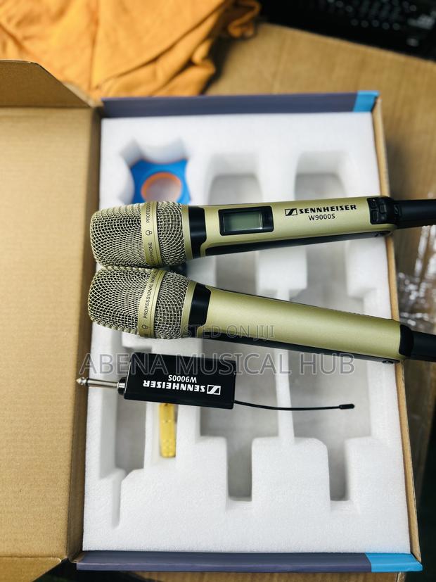 Sennheiser Wireless Microphone · Photo 4