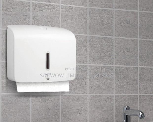 Svavo Hand Paper Towel Dispenser ( Medium Size ) · Photo 2