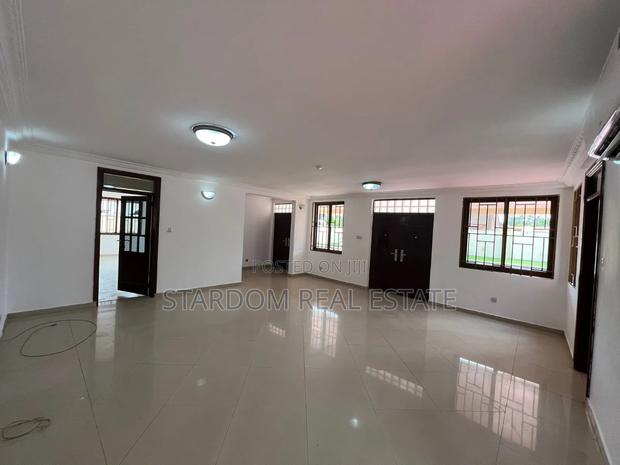 4bdrm Duplex in East Legon, Adjiriganor for rent · Photo 3