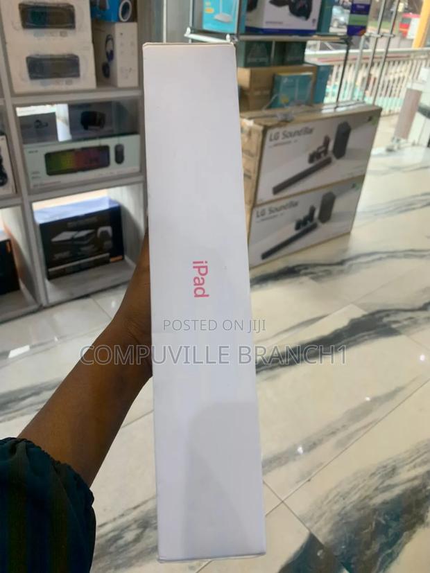 New Apple iPad Wi-Fi +3G 256 GB Pink · Photo 2