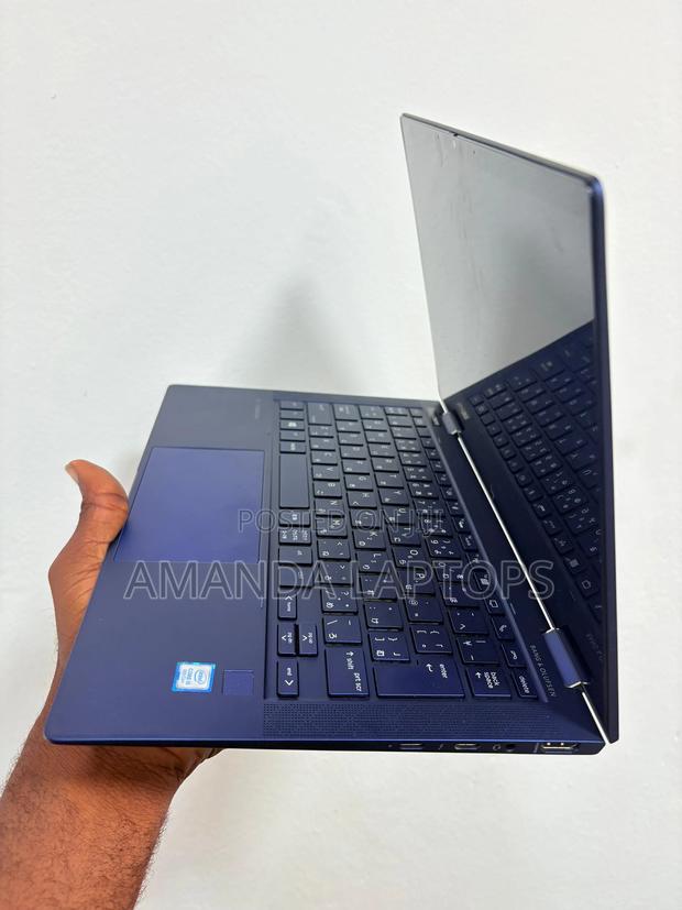 New Laptop HP Dragonfly G2 8GB Intel Core I5 SSD 256GB · Photo 2