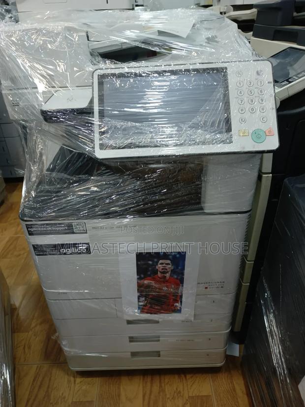 Canon Irac C3530i A3 Wireless Color Photocopy · Photo 1