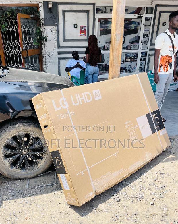 Check Out Samsung 65ur800 65” Uhd Smart Television · Photo 2