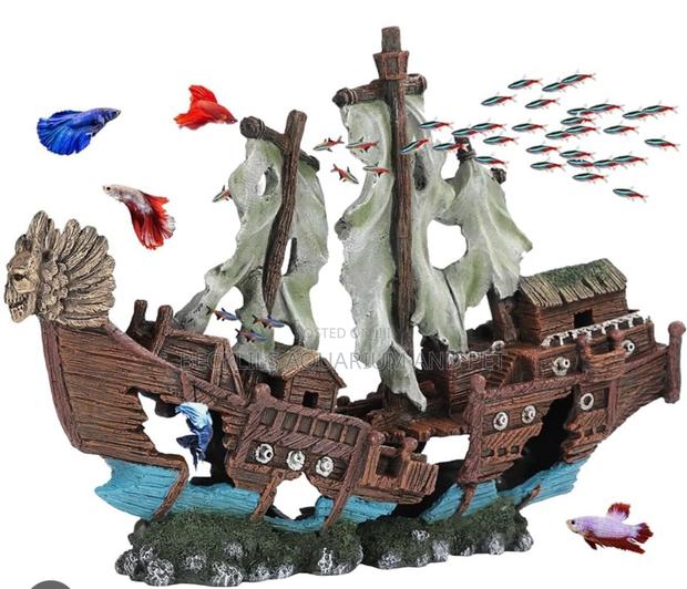 Ship Aquarium Decor · Photo 4
