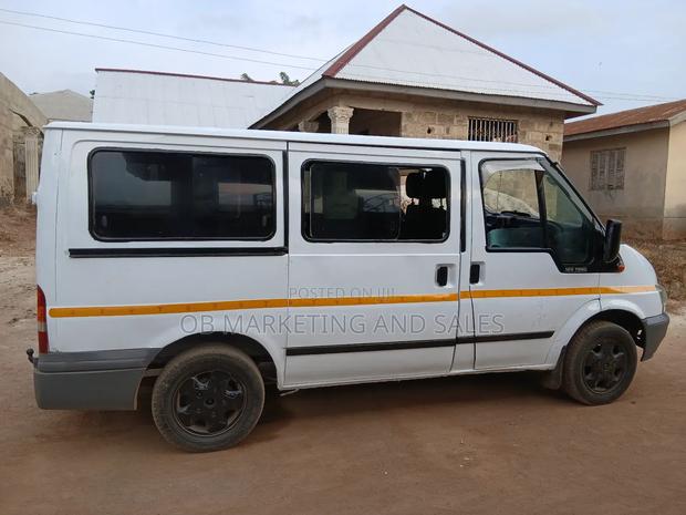 Ford Transit 2003 White · Photo 3