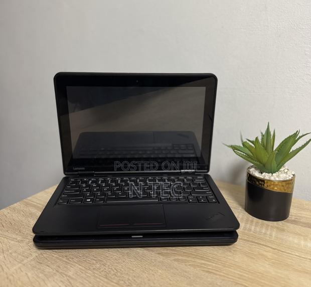Laptop Lenovo Yoga 11e 4GB Intel SSD 128GB · Photo 1
