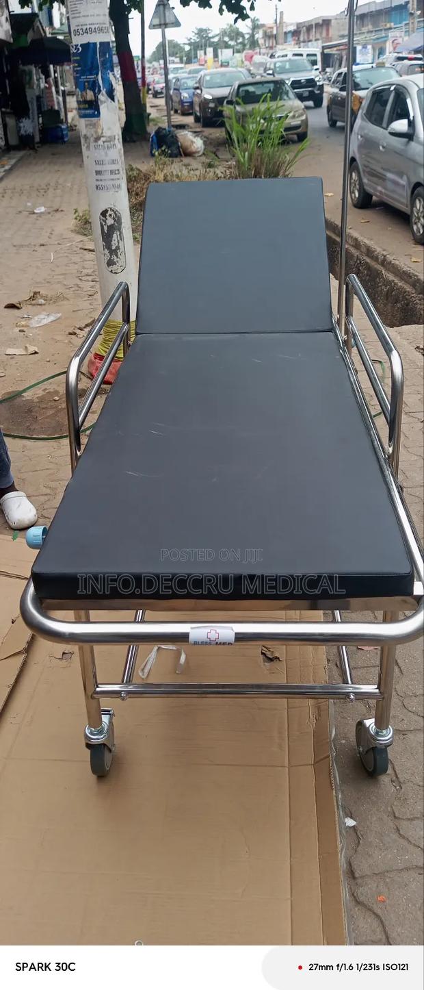 Patient Trolley With Mattress (Patient S I'mtretcher) · Photo 1