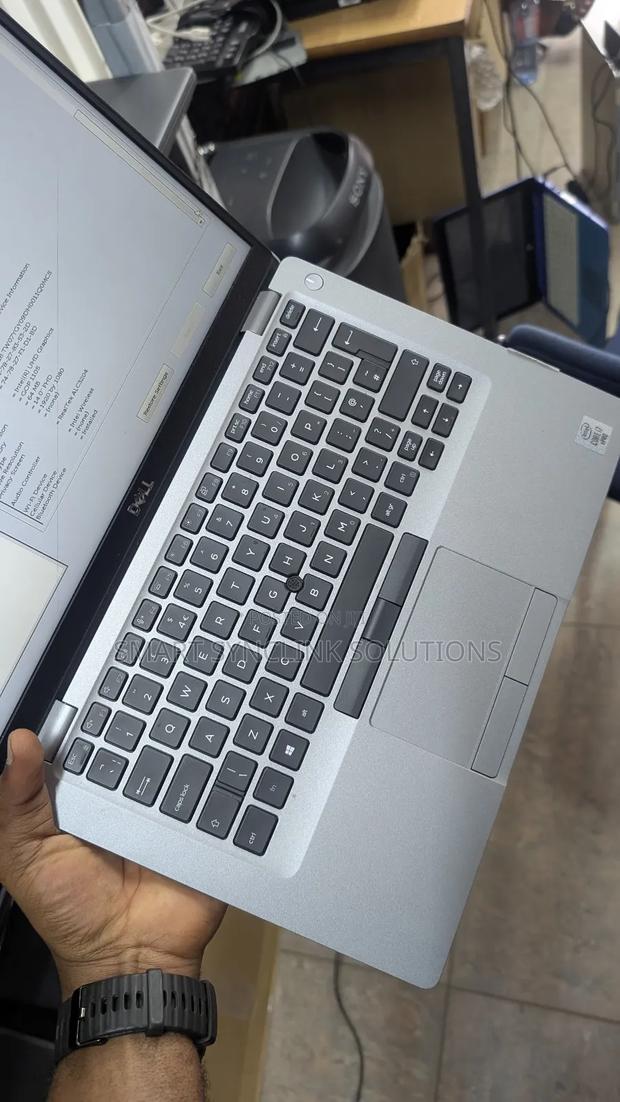 New Laptop Dell Latitude 5410 16GB Intel Core i7 SSD 512GB · Photo 2
