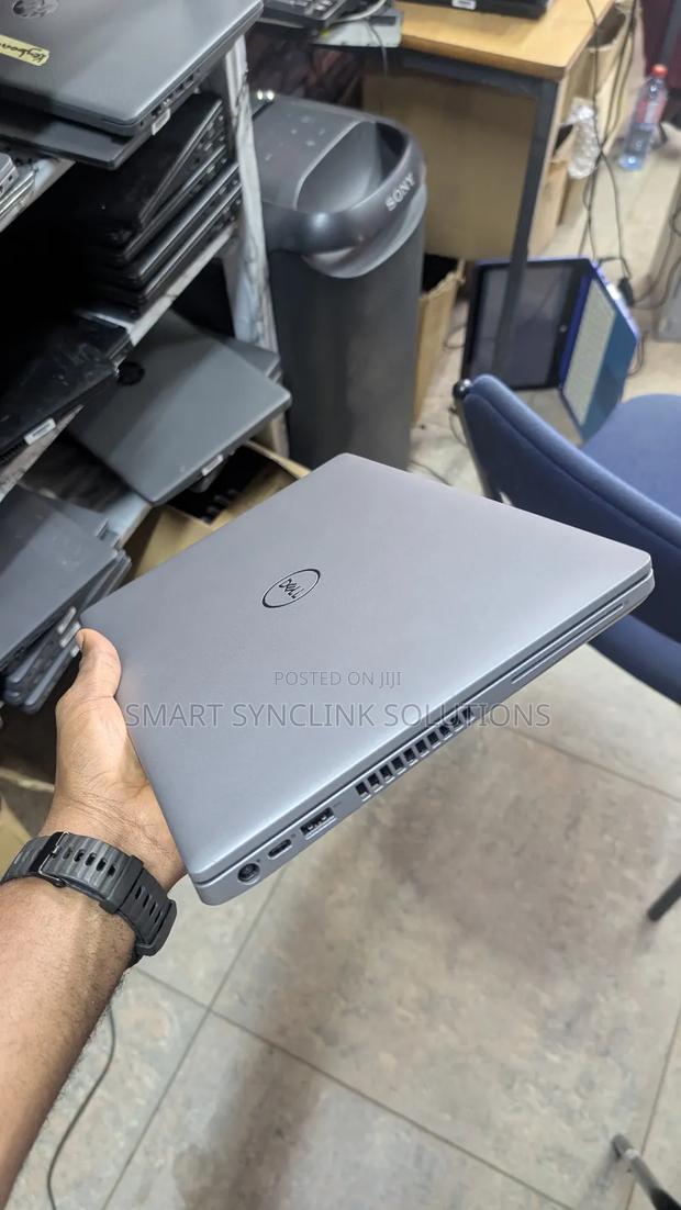 New Laptop Dell Latitude 5410 16GB Intel Core i7 SSD 512GB · Photo 7