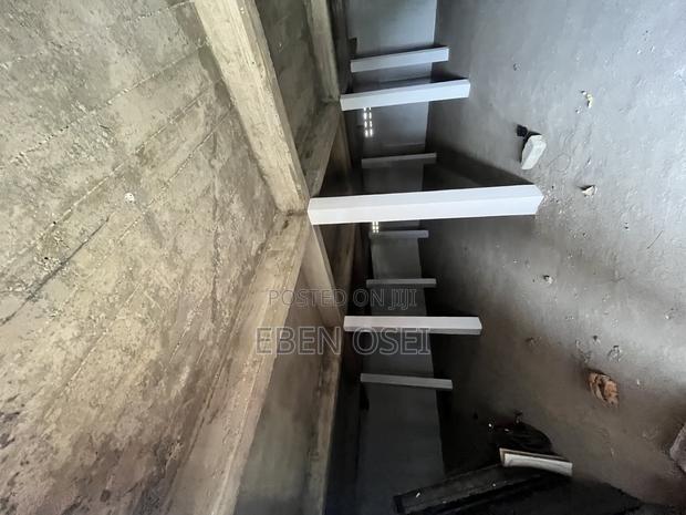 Warehouse for Rent at Dansoman · Photo 2