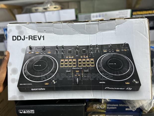 Pioneer DDJ-Rev 1 Controller · Photo 1