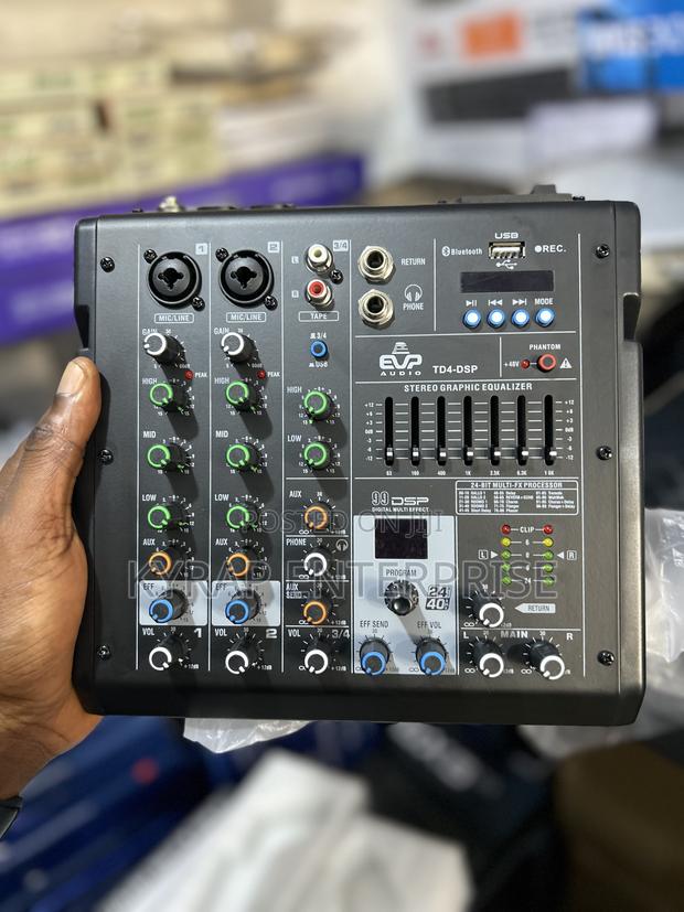 Evp 4 Channel Raw Mixer · Photo 2