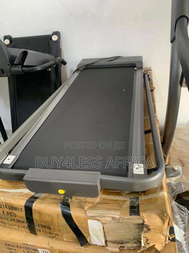 Folding Electric Treadmill Machine With Remote Control · Photo 2