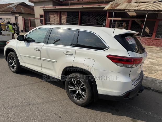 Toyota Highlander 2019 White · Photo 5