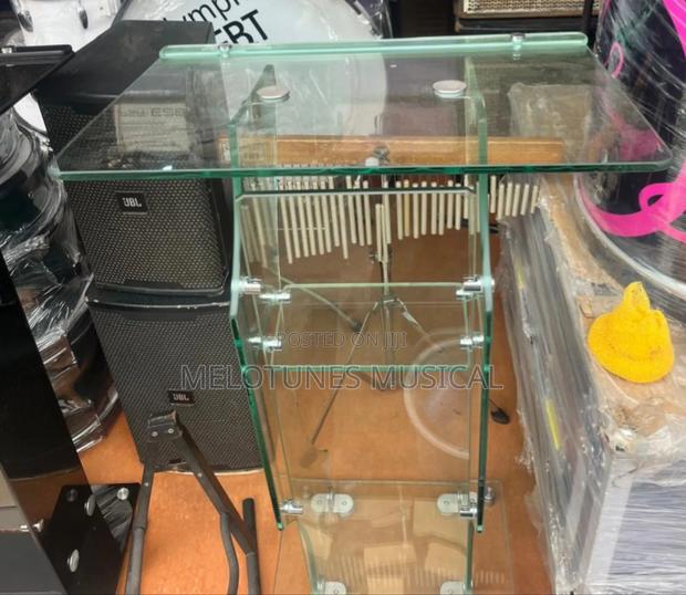 Portable Glass Pulpit for Churches · Photo 1