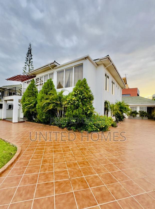 Furnished 6bdrm House in Cantonments for sale · Photo 1