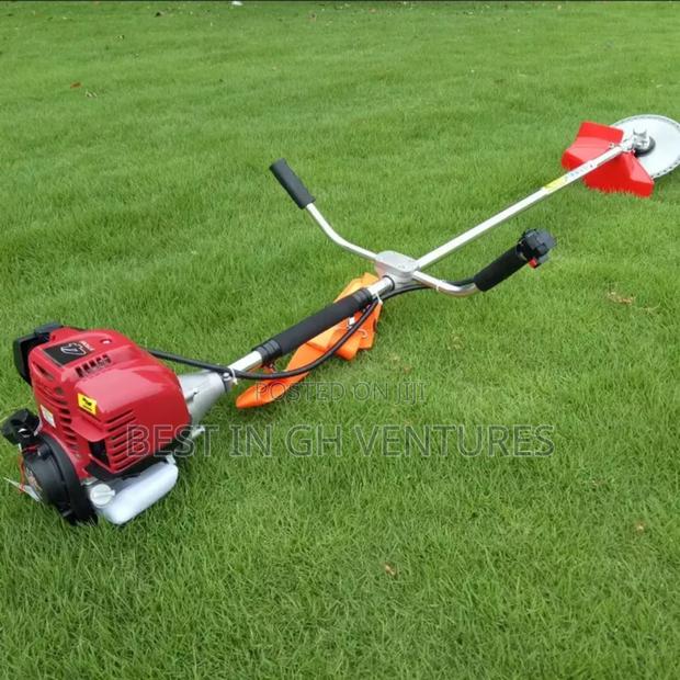 Modern Weeding Machine · Photo 1