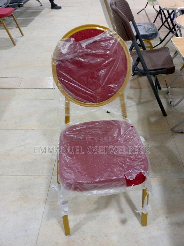 Auditorium Chair · Photo 4