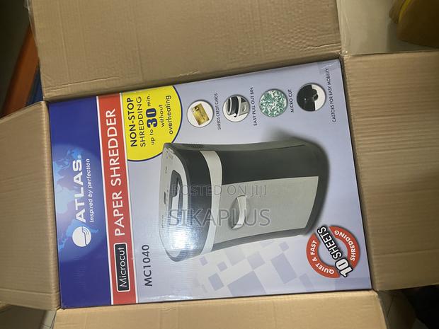 Atlas Micro Cut Shredder 10 Sheets · Photo 1
