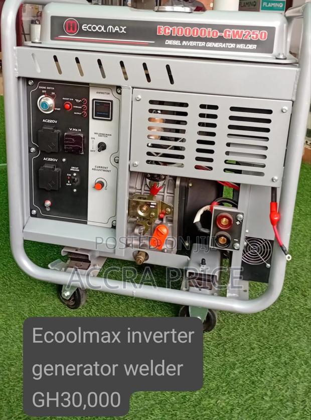 Portable Power and Welding Ecoolmax Inverter Generator · Photo 1