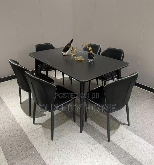Dinning Marble 6 Seater Table · Photo 1