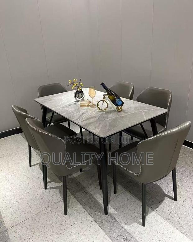 Dinning Marble 6 Seater Table · Photo 2