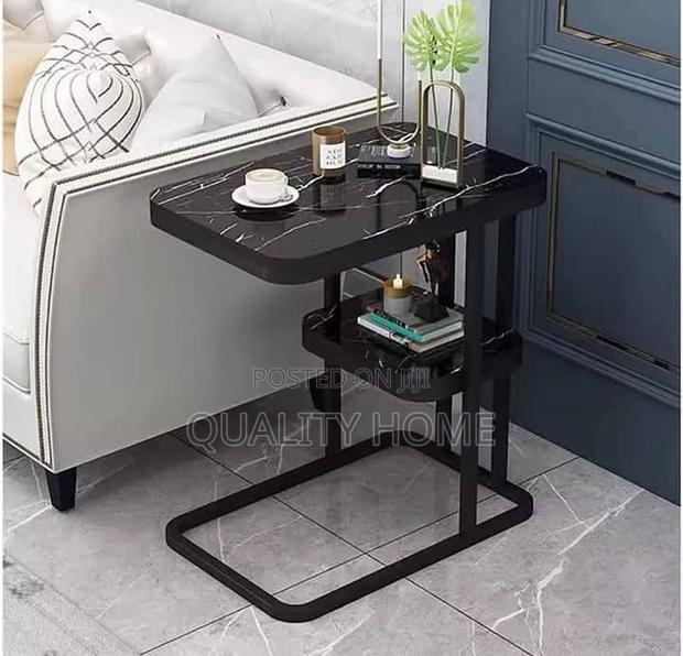 Coffee Table/ Side Table · Photo 1