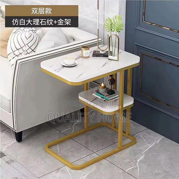 Coffee Table/ Side Table · Photo 2