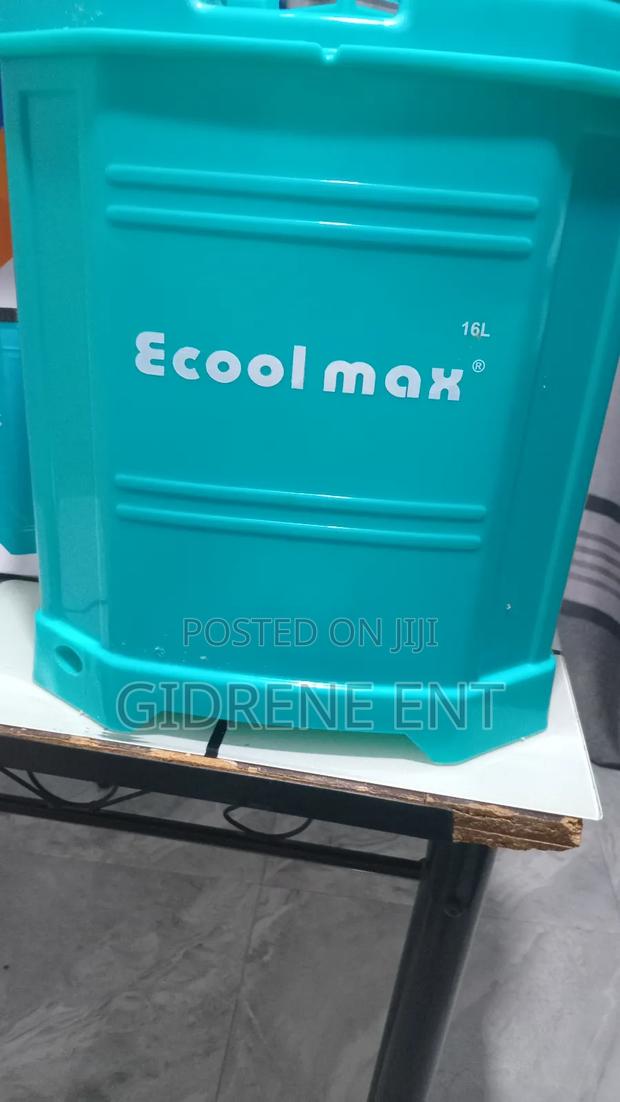 Spraying Machine · Photo 3