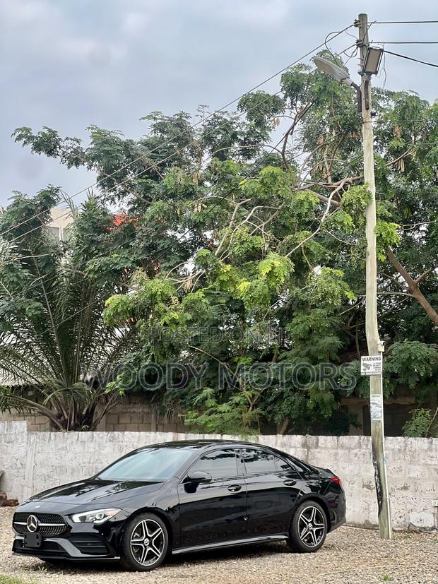 Mercedes-Benz CLA-Class CLA 250 4MATIC Sedan 2020 Black · Photo 2